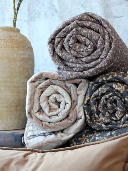 Bavlněný přehoz s květinami - Aix Vintage Quilt