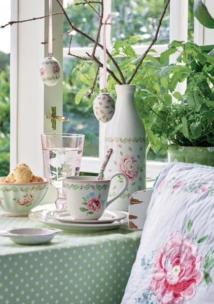 Vajíčko porcelánové Lily Petit White
